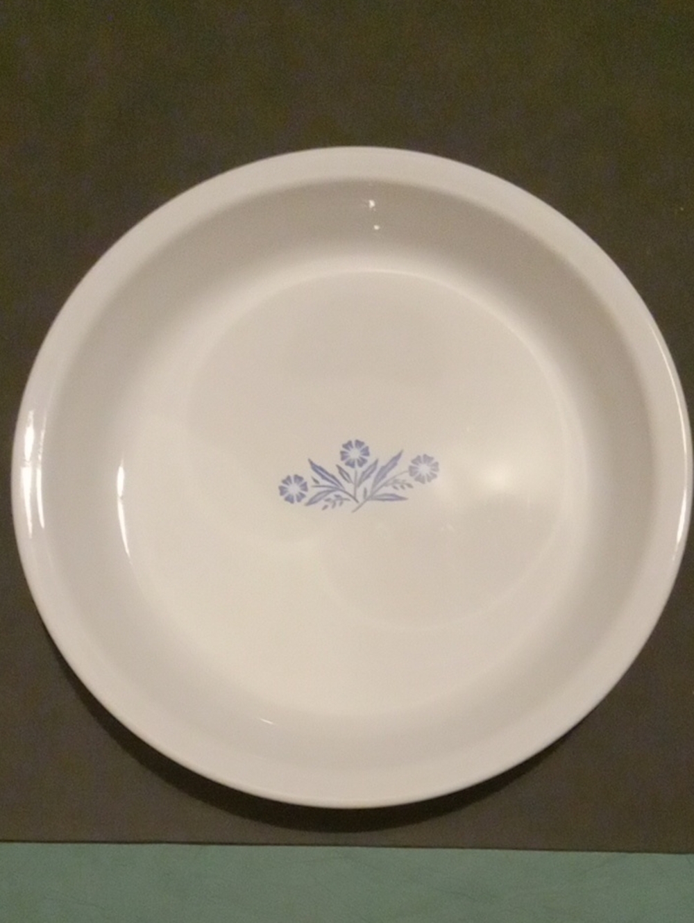 White CorningWare Cornflower Pattern 9 Inch Pie Plate